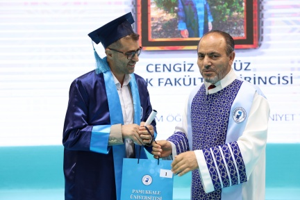 PAU 5775