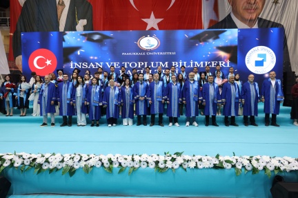 4S8A8180