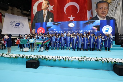 4S8A8203