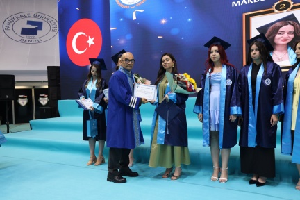 4S8A7899