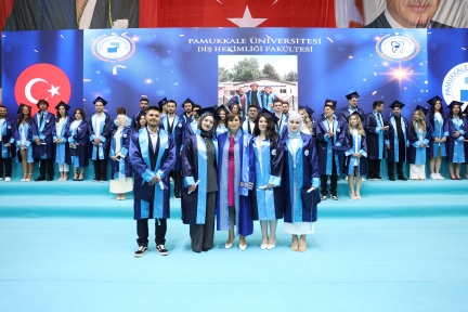 4S8A1744
