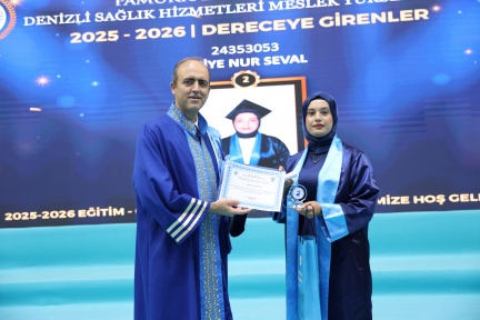 4S8A4347