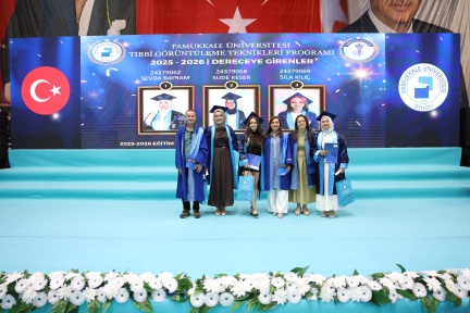 4S8A4382
