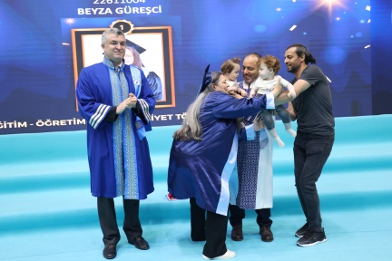4S8A9599