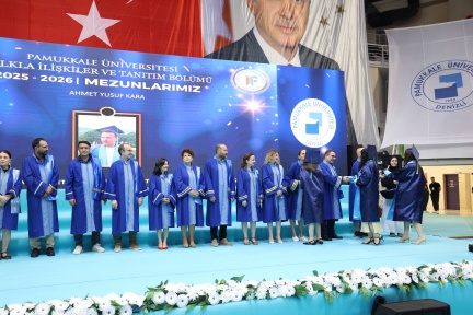 4S8A1004