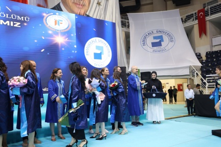 4S8A1011