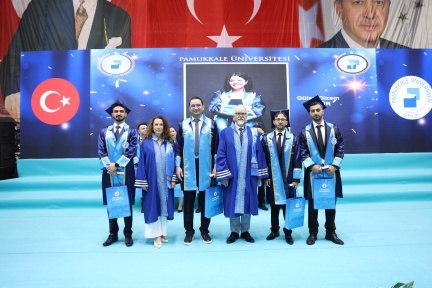 4S8A1215